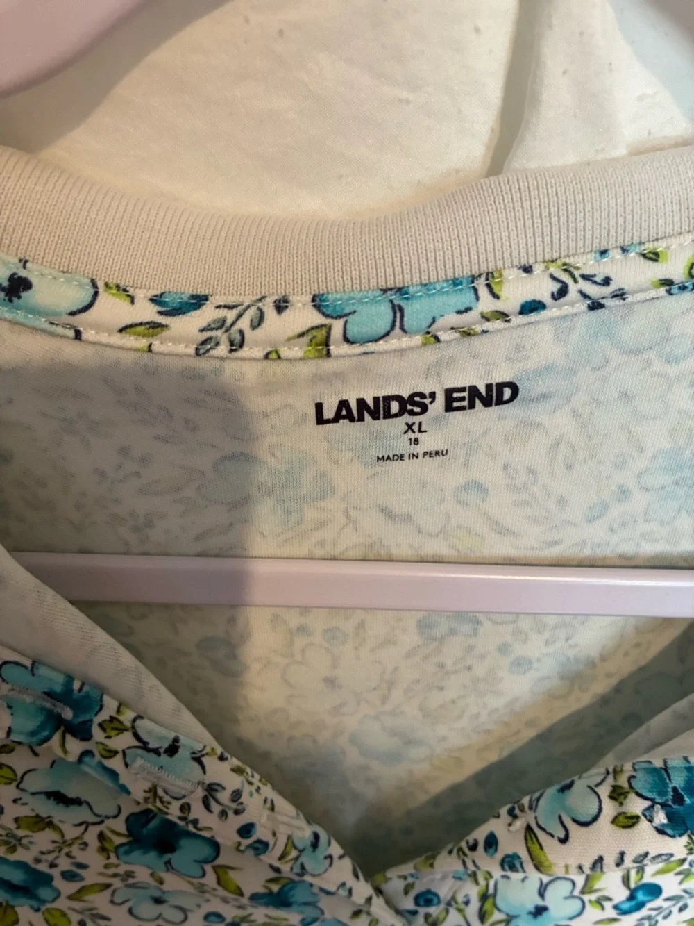 Lands' End Women's Teal and White Floral Button-Down Polo - Picture 3 of 4